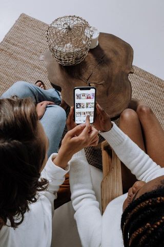 Facebook and Instagram Introduces Face Miles: Scroll Miles of Posts to Earn Face Miles